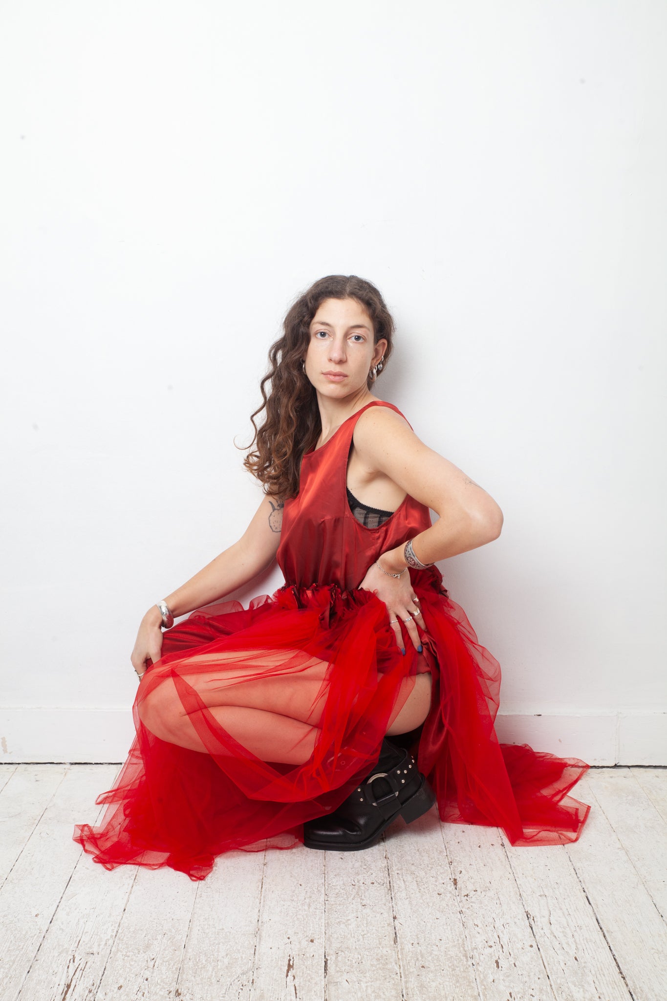 Noir Kei Ninomiya 2020’s red silky tulle A-line dress