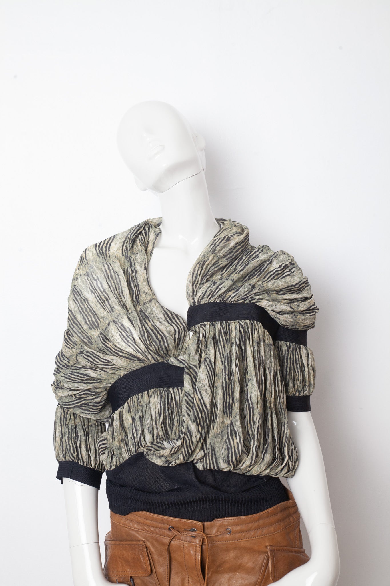 Balenciaga FW 2009 silk graphic print light green top