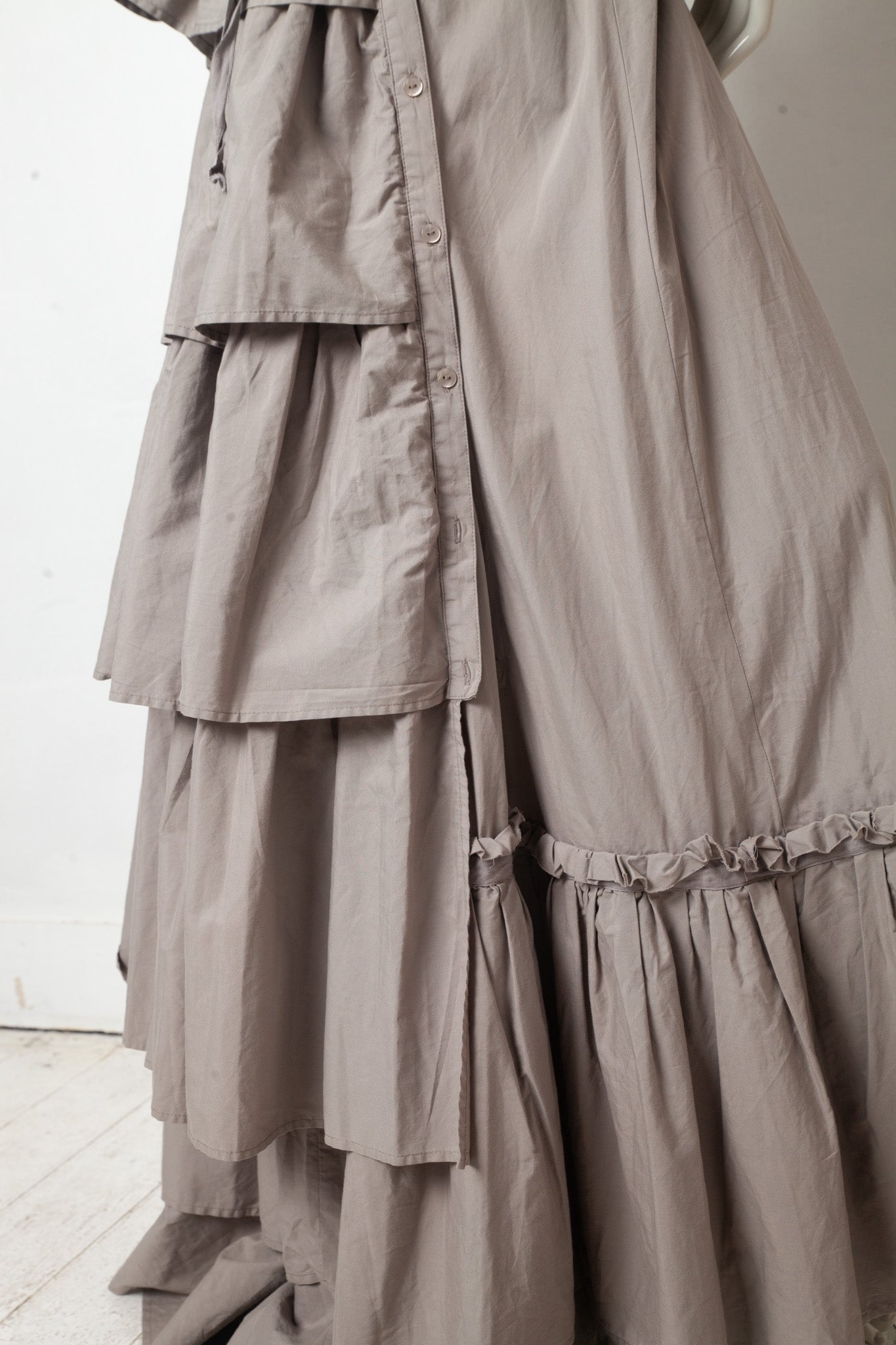Veronique Branquinho SS 2008 brown ruffled layered maxi skirt
