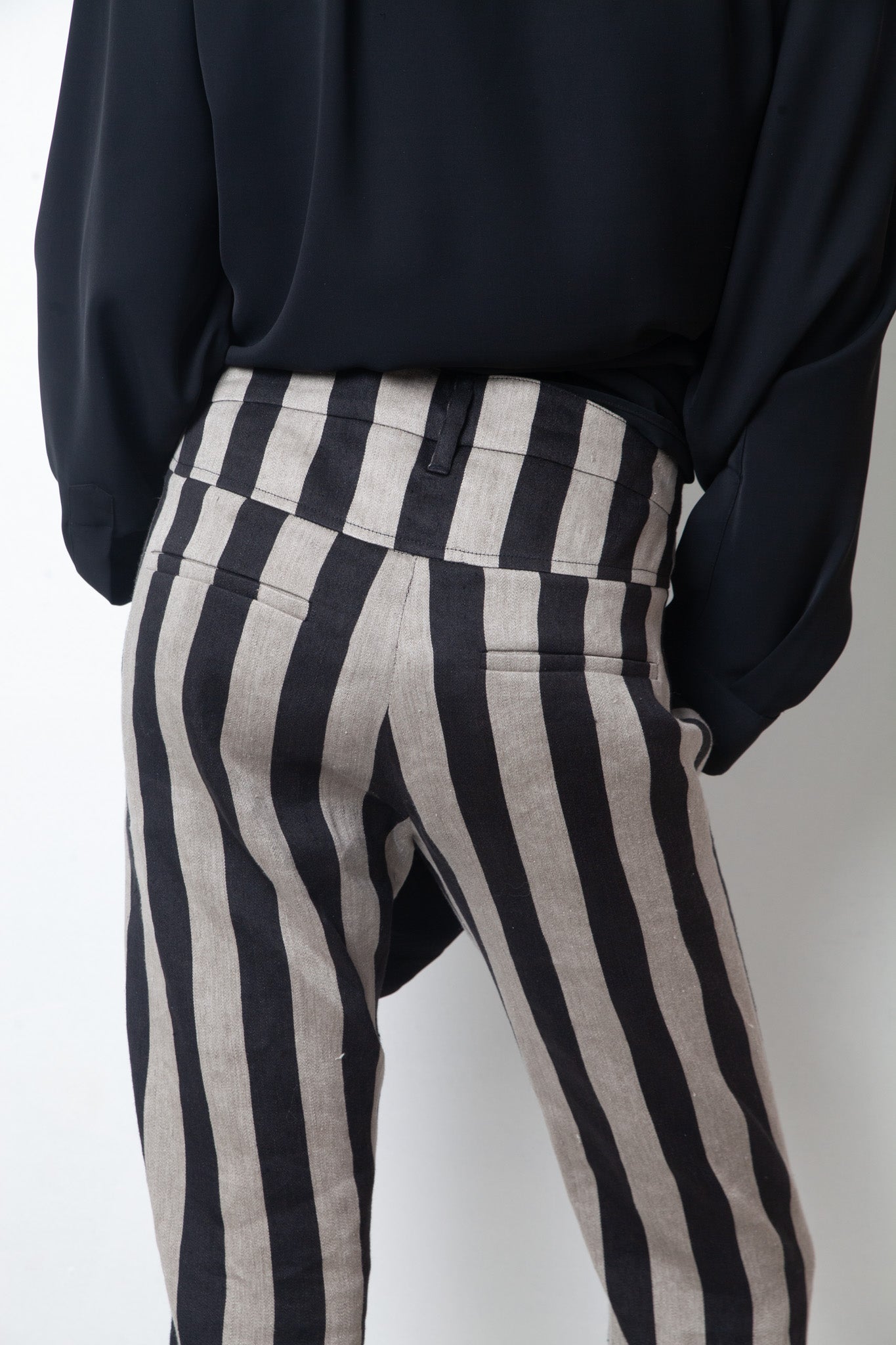 Ann Demeulemeester 2010's linen striped black and grey capri pants