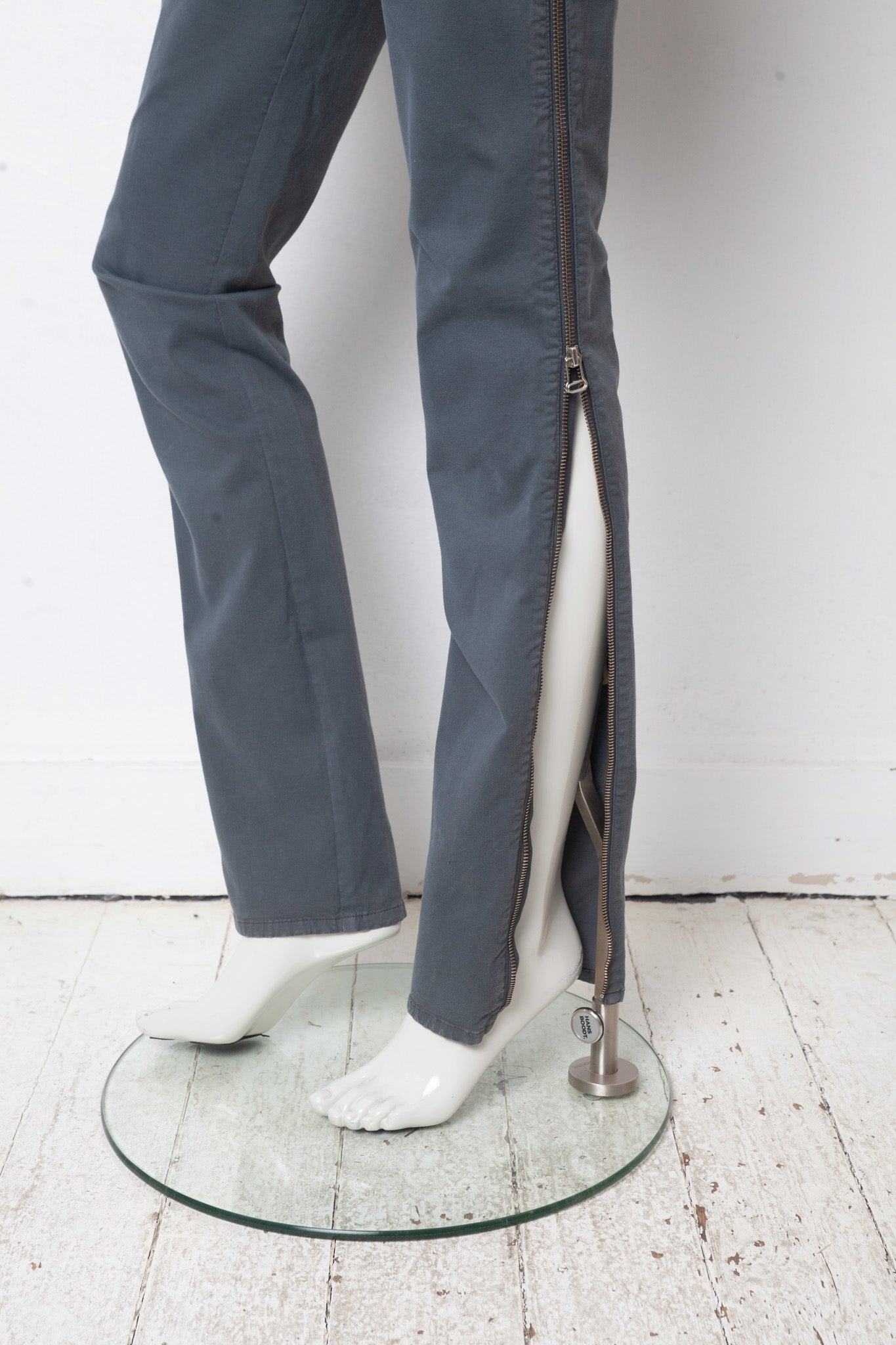 MM6 FW 2006 low waisted legging trousers with side zippers