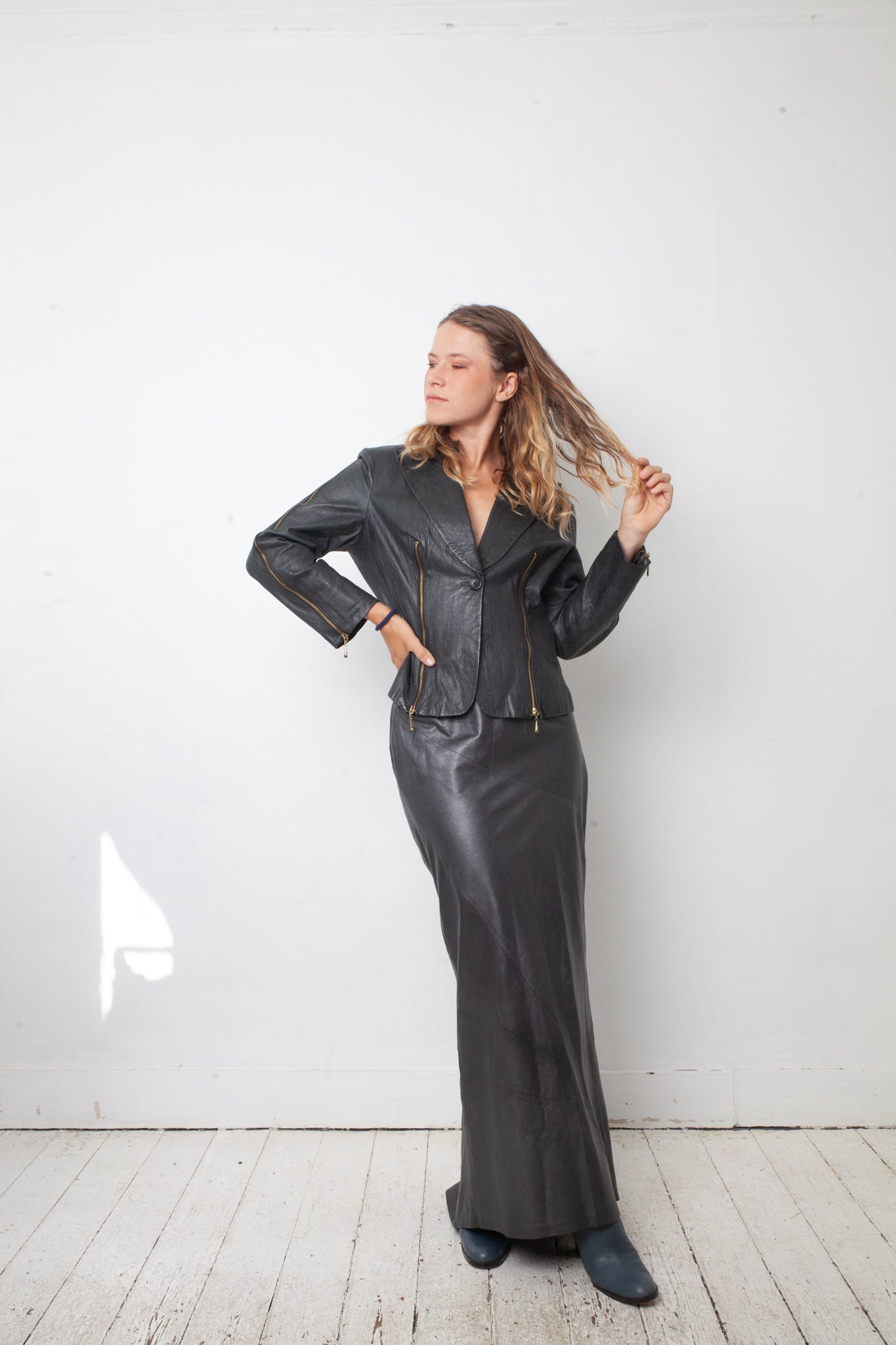 Exte 2000's dark blue silver leather maxi skirt