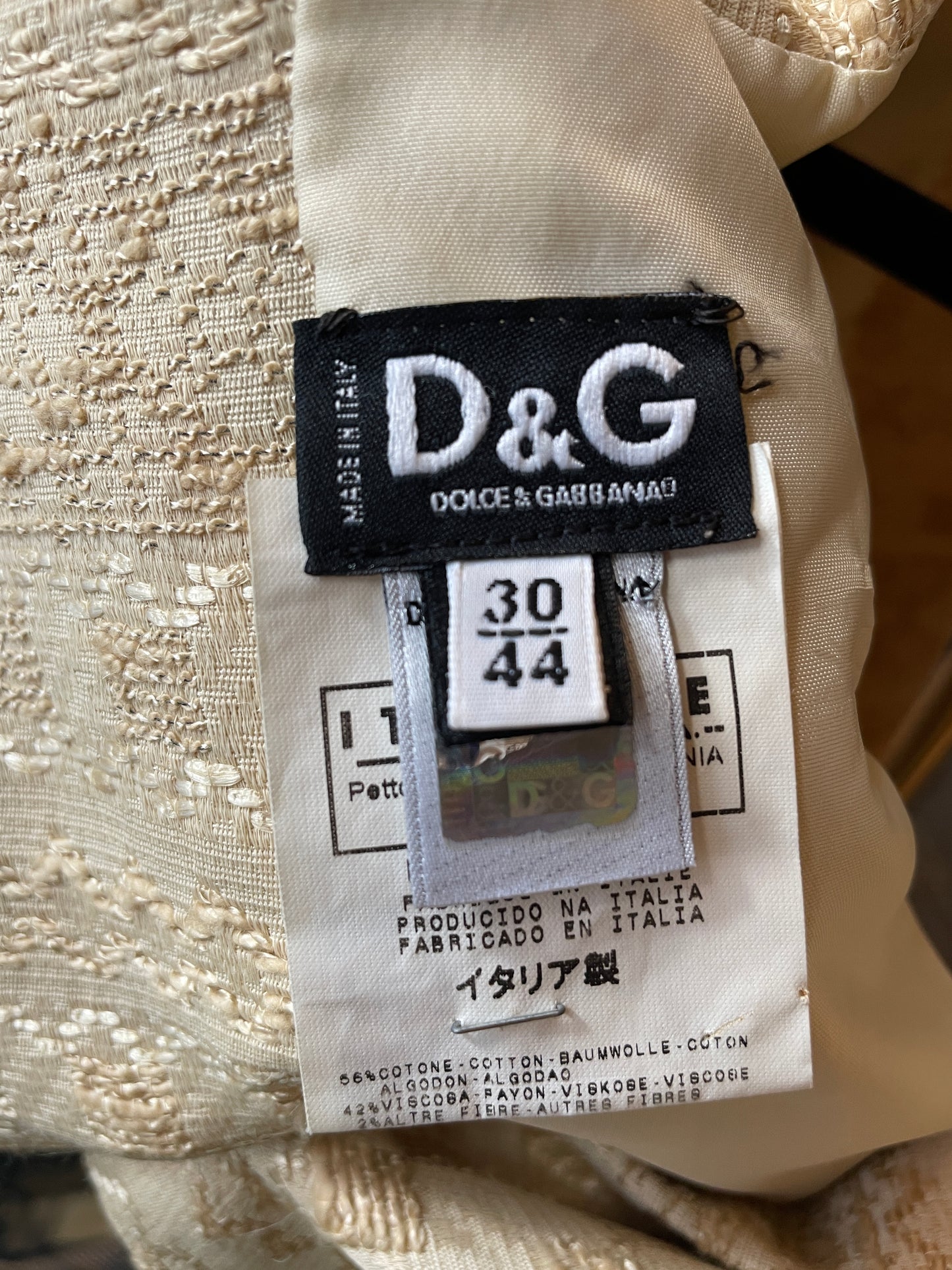 D&G 2000's beige cropped blazer with golden embroideries and open back