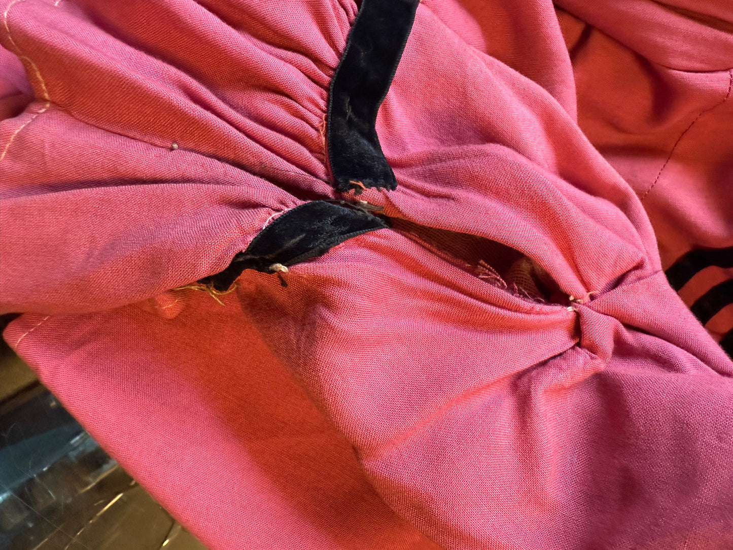 1920's pink theater costume with lace collar and flounce sleeves