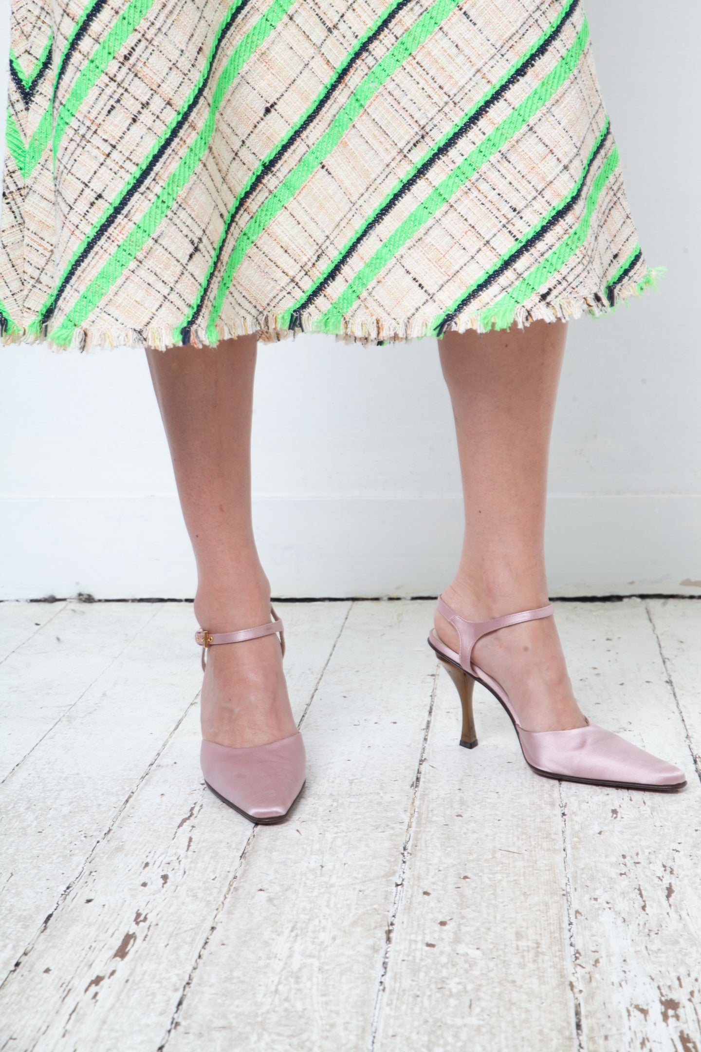 Prada 90's silk soft pink pointy heels with ankle strap size 38,5
