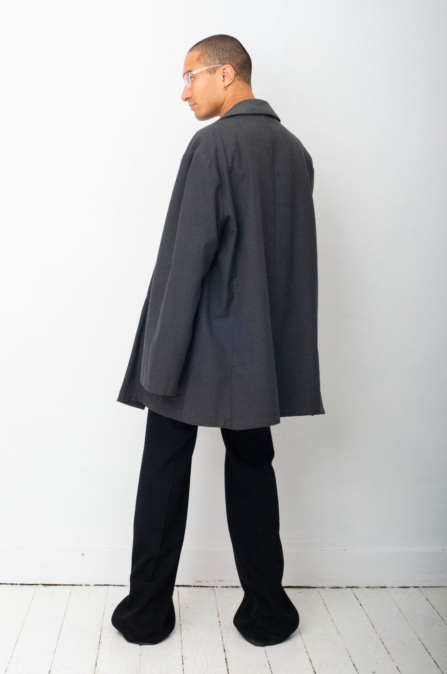 Martin Margiela 2001 wool grey coat with special button closure