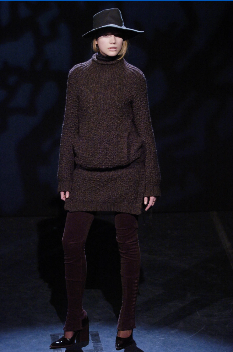 Veronique Branquinho FW 2004 brown wool knit tunic sweater