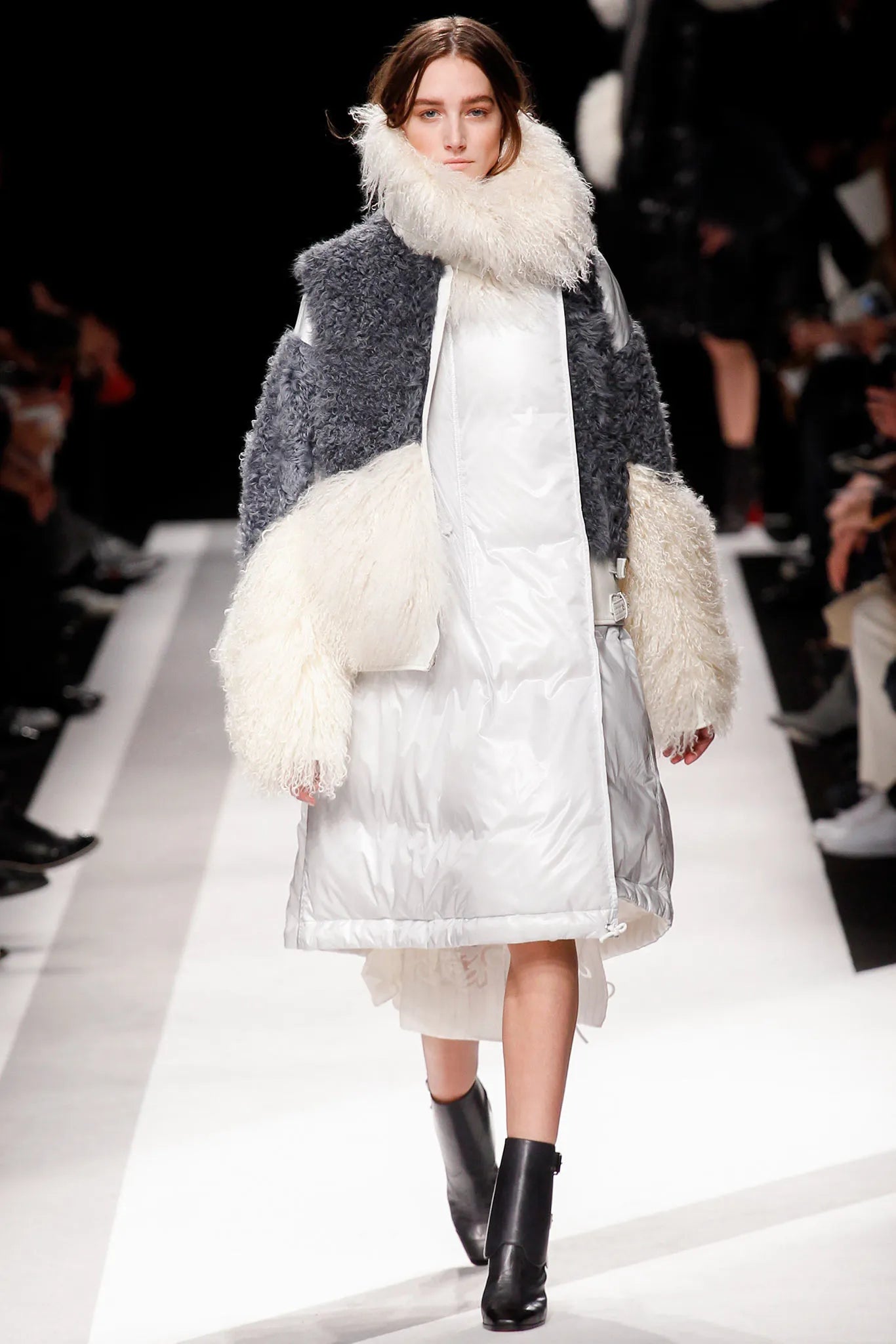 Sacaï Fall 2014 mongolian fur sleeveless leather jacket