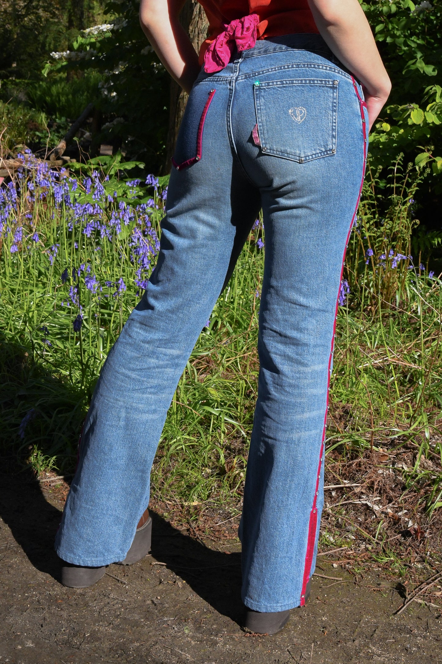 Voyage Passion Y2K flared jeans with velvet and diamond finishings