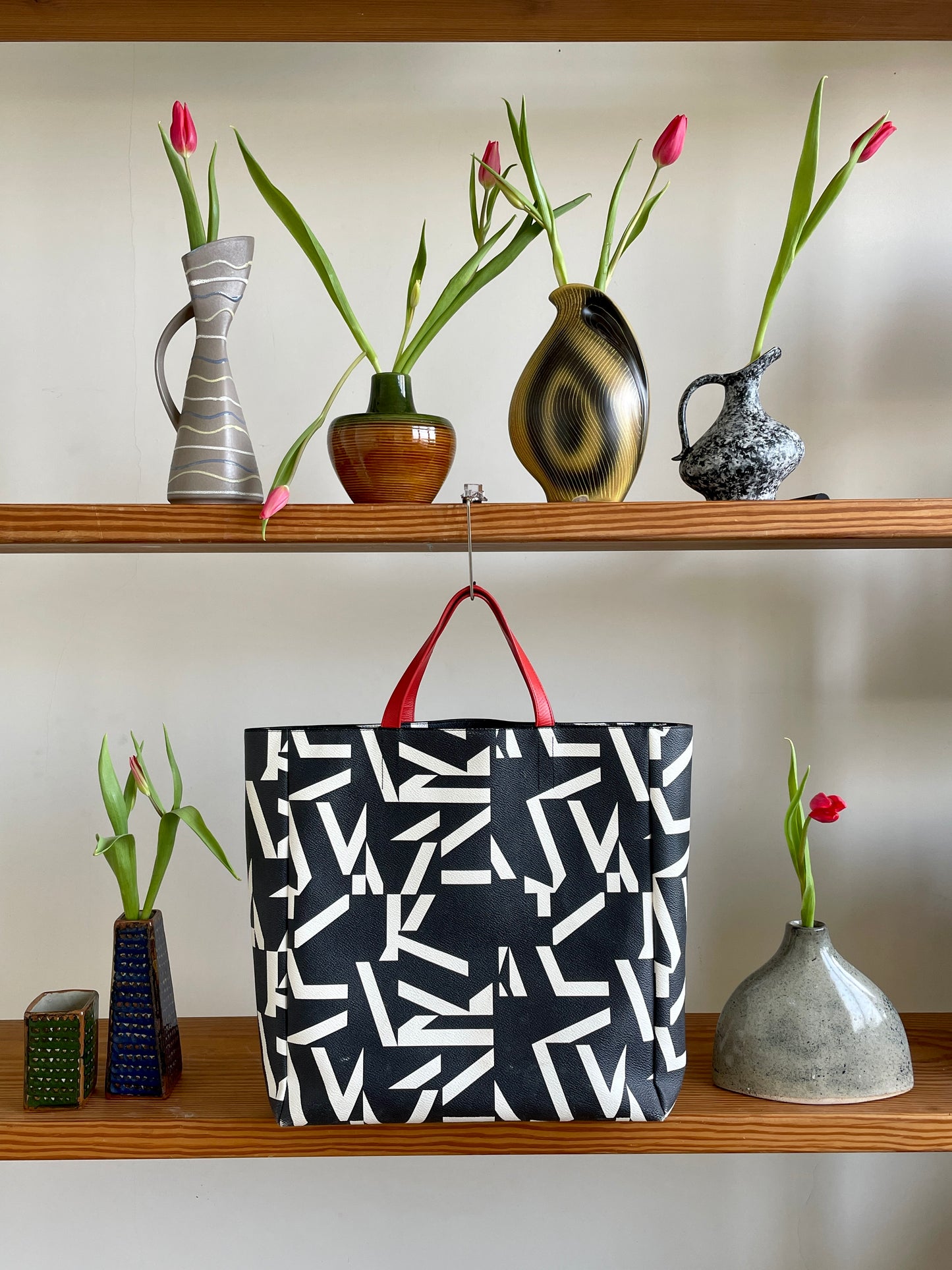 Jil Sander 2000's graphic black and white print leather shopper bag